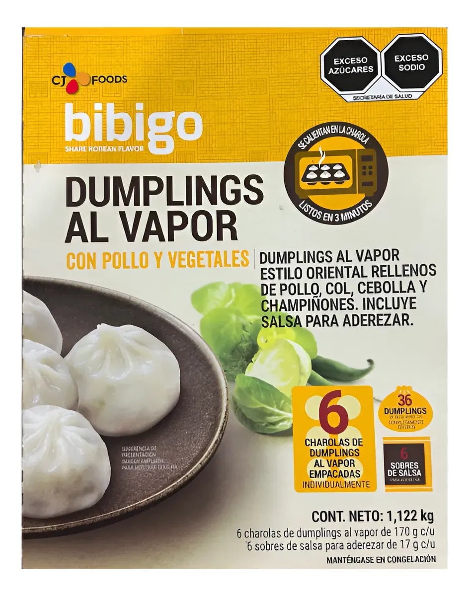 Dumplings al vapor con pollo y vegetales